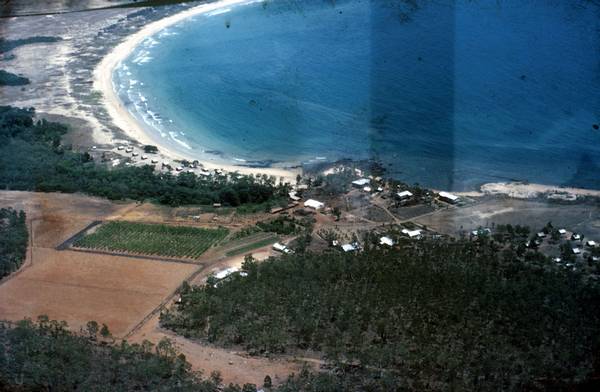Aerial view of Yirrkala Mission, prior to mining.